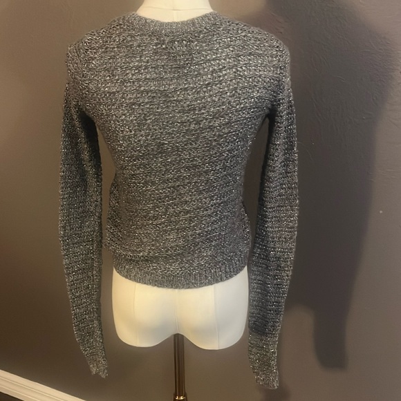 Hollister Jewel Sweater - Picture 12 of 16